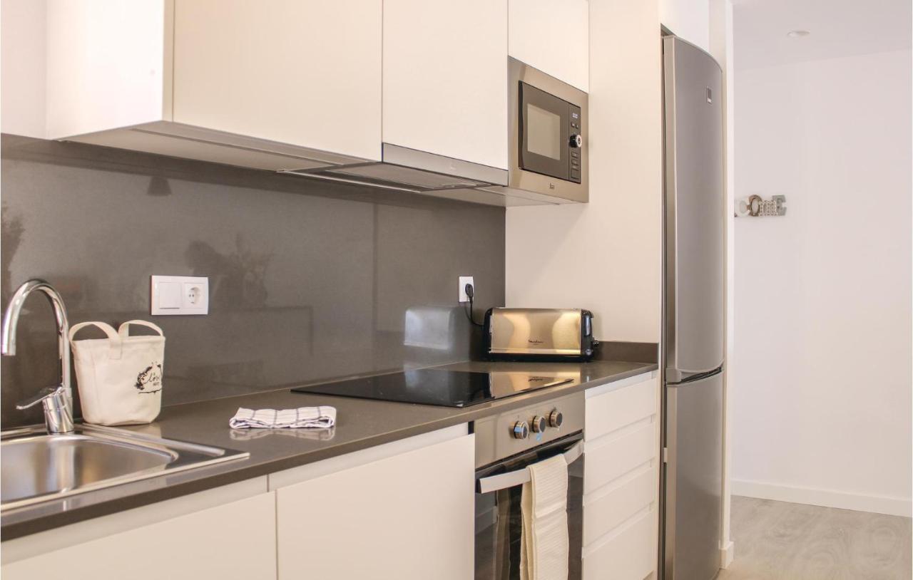 Stunning Apartment In Tossa De Mar With Kitchen Exteriér fotografie