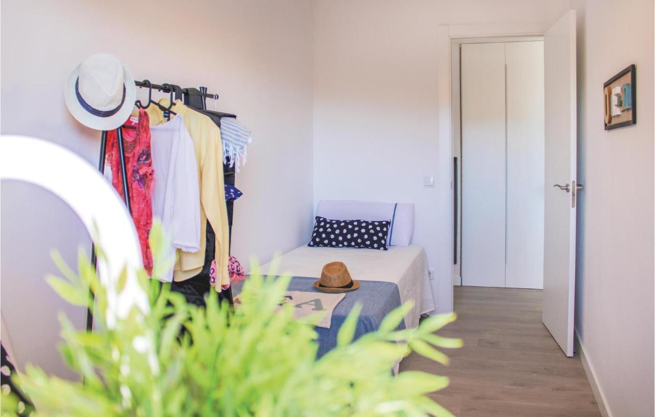 Stunning Apartment In Tossa De Mar With Kitchen Exteriér fotografie